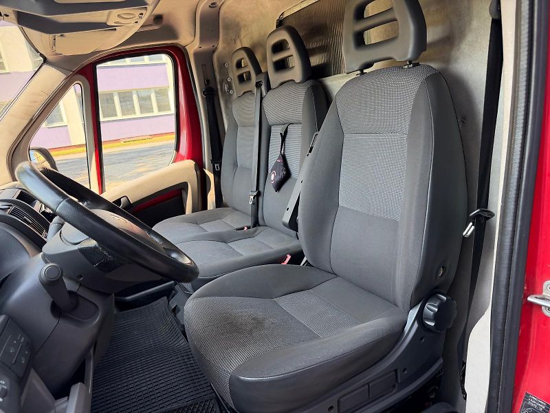 Peugeot Boxer 2,2 HDi L1H1  - fotka 9 z 18