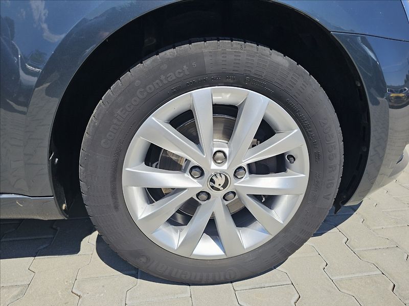 Škoda Octavia III 1,4TSi 110KW Ambition - fotka 38 z 44