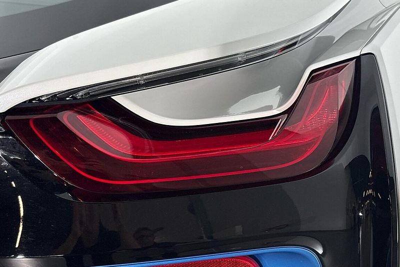 BMW i8 Coupé - fotka 5 z 24