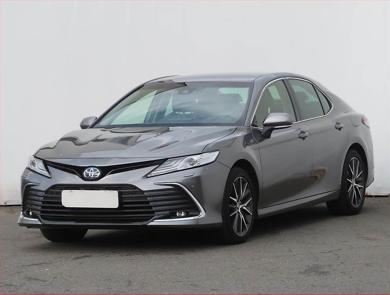 Toyota Camry (2023) 2.5 Hybrid, Hybrid,Automat - fotka 2 z 22
