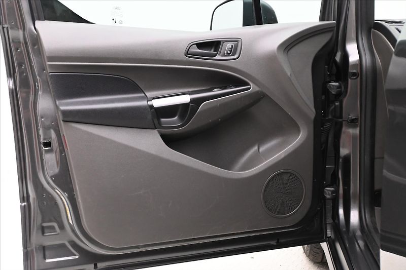 Ford Transit Connect 1,5 TDCI 76 kW Ecoblue Záruka - fotka 23 z 28