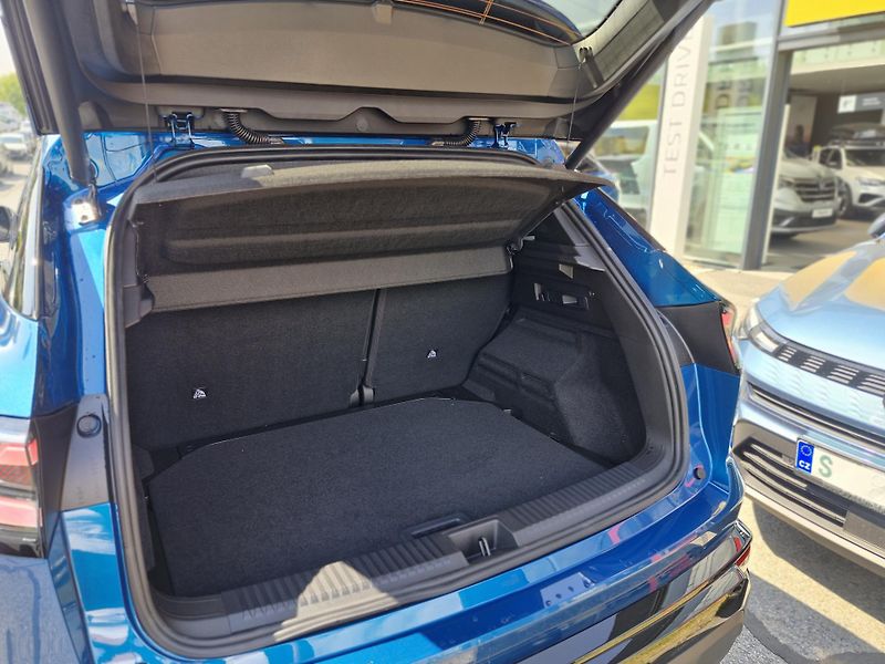 Renault Austral (2026) esprit Alpine full hybrid  - fotka 9 z 13