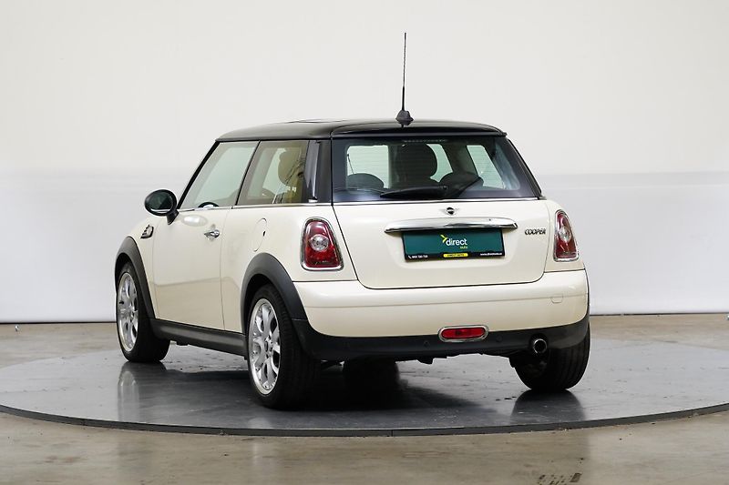 Mini Cooper - fotka 7 z 24