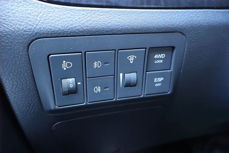 Hyundai Santa Fe (2009) 2.2 CRDi, 4X4, Automat - fotka 15 z 15