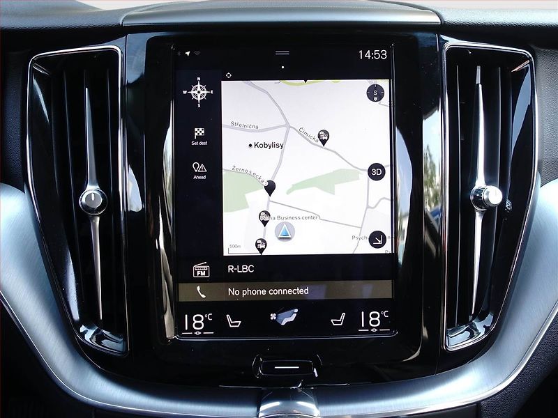 Volvo XC60 (2018) Momentum D4 AWD, 4x4, AUTOMAT - fotka 17 z 23