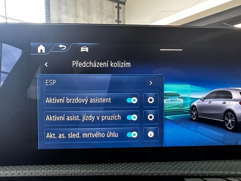 Mercedes-Benz Třídy A (2023) A 200 D - fotka 16 z 30