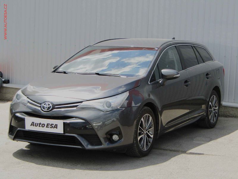 Toyota Avensis (2015) 2.0 D, ČR - fotka 3 z 18