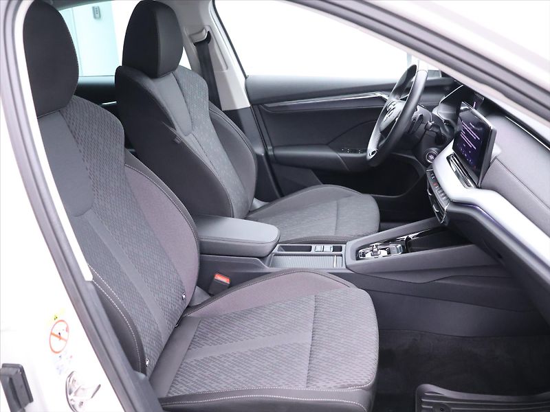 Škoda Octavia 2,0 TDI 85kW DSG Style CZ - fotka 13 z 39