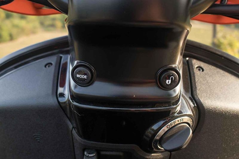 test Vespa GTV 300