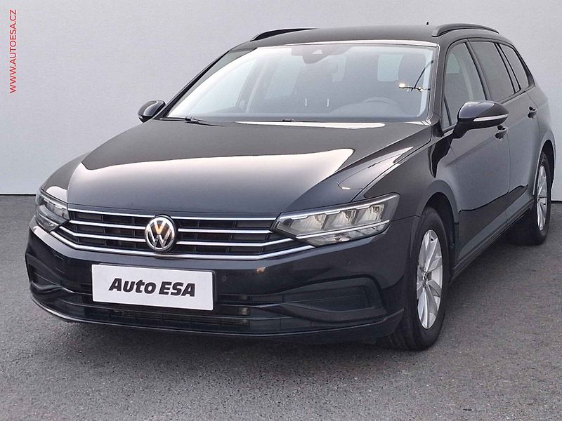 Volkswagen Passat (2019) 1.6TDi, DSG, LED - fotka 3 z 16
