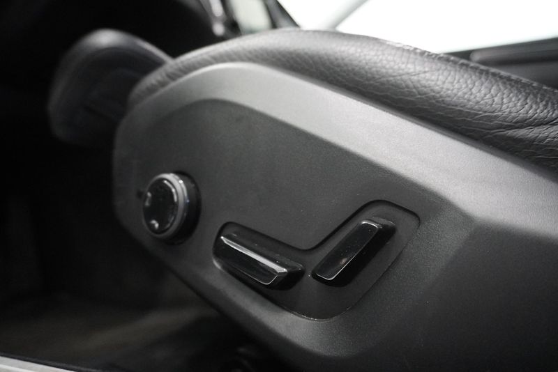 Volvo V60 2,0 D4 POLESTAR INSCRIPTION - fotka 16 z 35