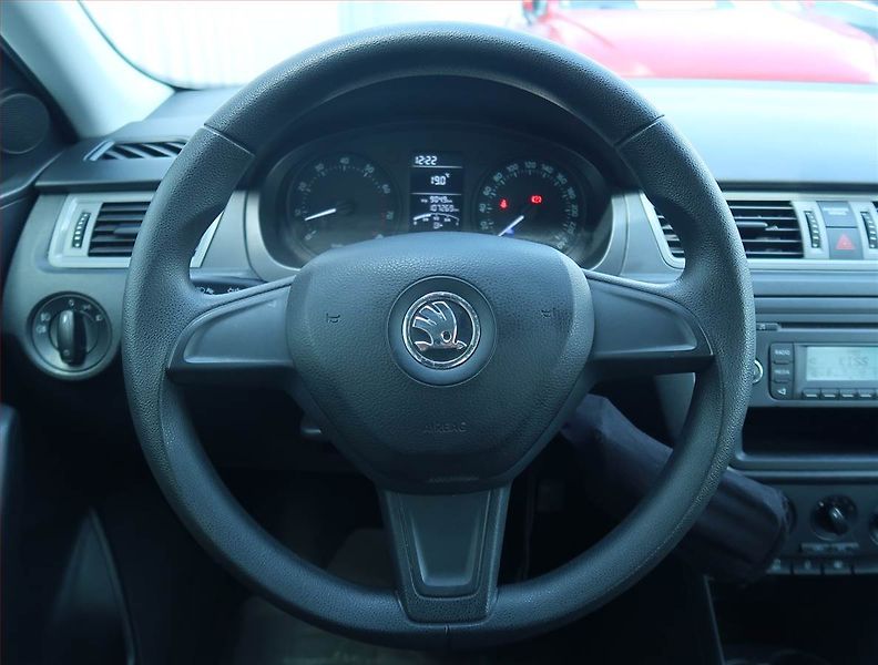 Škoda Rapid (2013) 1.2 TSI - fotka 14 z 14
