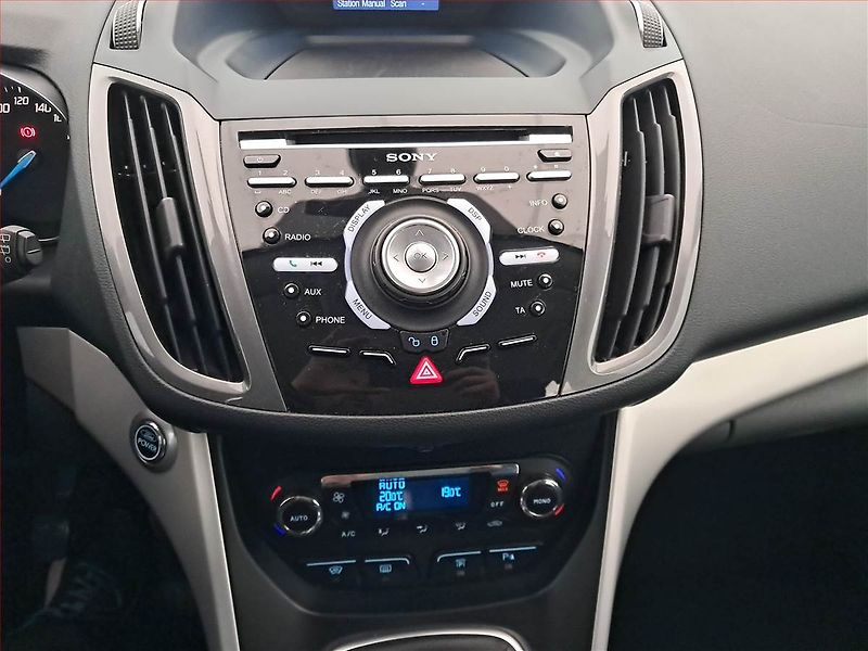 Ford C-MAX (2011) Titanium 1.6 EcoBoost - fotka 12 z 18
