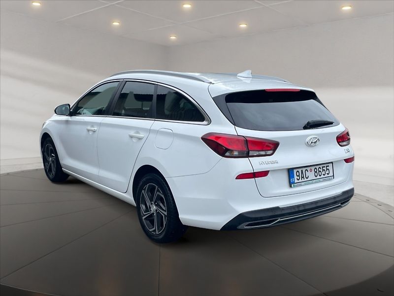 Hyundai i30 1,6 CRDi 115 Smart - fotka 4 z 11