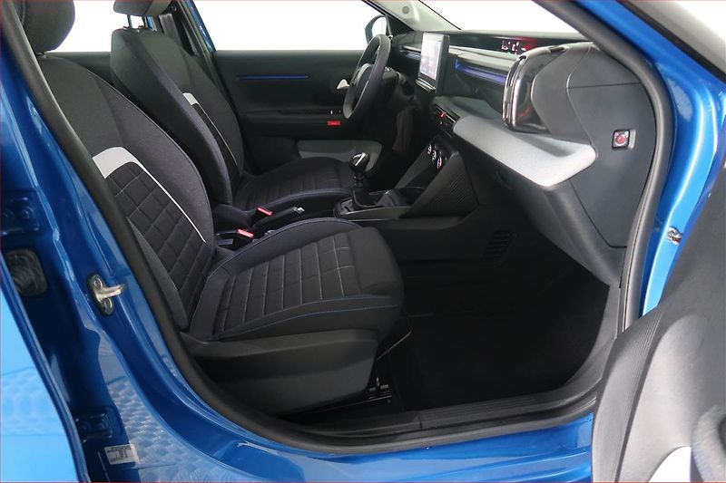 Citroën C3 (2025) 1.2 Turbo, Serv.kniha - fotka 9 z 16