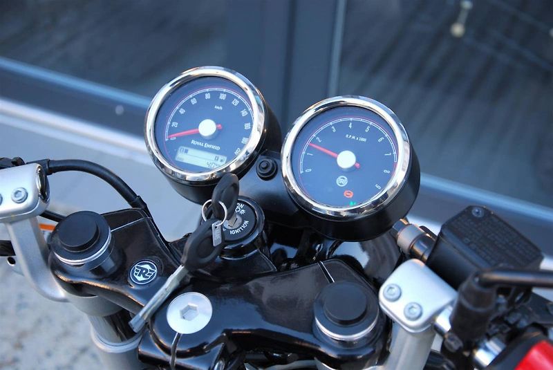 Royal Enfield Continental GT 650 (2026) Twin WHITE - fotka 19 z 25