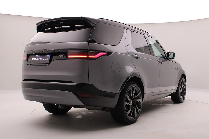 Land Rover Discovery D250 DYNAMIC SE AWD AUT - fotka 12 z 51