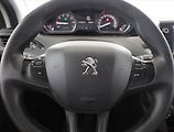 Peugeot 208 (2018) 1.2 PureTech, ČR,1.maj - náhled 8