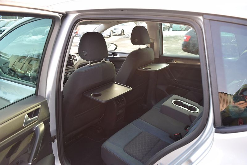 Volkswagen Golf Sportsvan (2019) 1.5TSI 96kw IQ.DRIVE NAVI ACC  - fotka 16 z 49