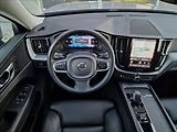 Volvo XC60 B5 AWD Momentum Pro,ČR,1.Maj. - náhled 12
