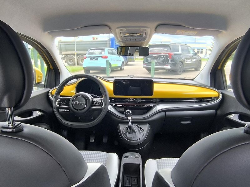 Fiat 500 (2026) Hybrid Torino 1.0 BSG 65k - fotka 18 z 36