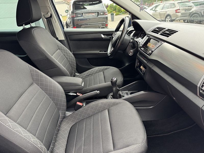 Škoda Fabia (2016) 1.2TSi Digi Klima Tažné Zař. - fotka 17 z 50