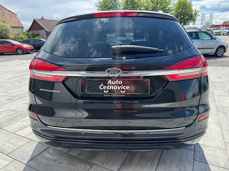 Ford Mondeo (2018) Titanium 2.0 TDCi 110kW - fotka 7 z 35