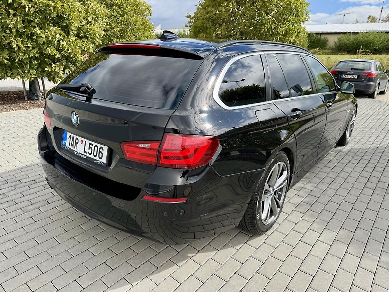BMW Řada 5 (2011) 530xD XENONY NAVIGACE AUTOMAT - fotka 5 z 19
