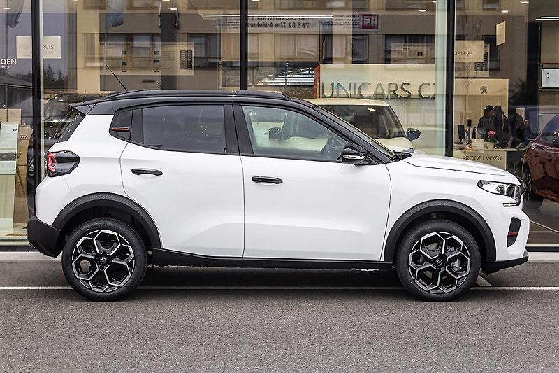 Citroën C3 (2026) 1,2 MAX Turbo 100k + ZIMA - fotka 5 z 27