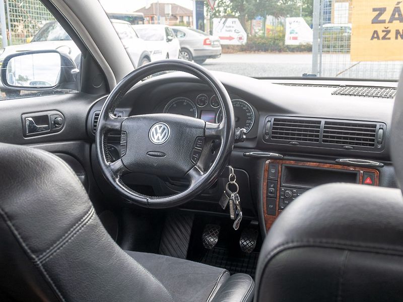 Volkswagen Passat (2003) 1.9TDI 96KW 4x4 – ROZVODY - fotka 12 z 47