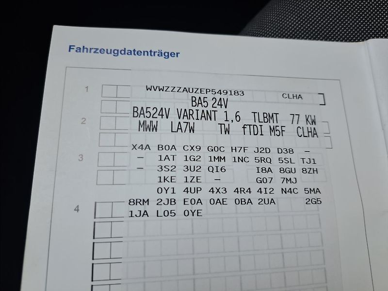 Volkswagen Golf 1,6 TDI Variant - fotka 28 z 45