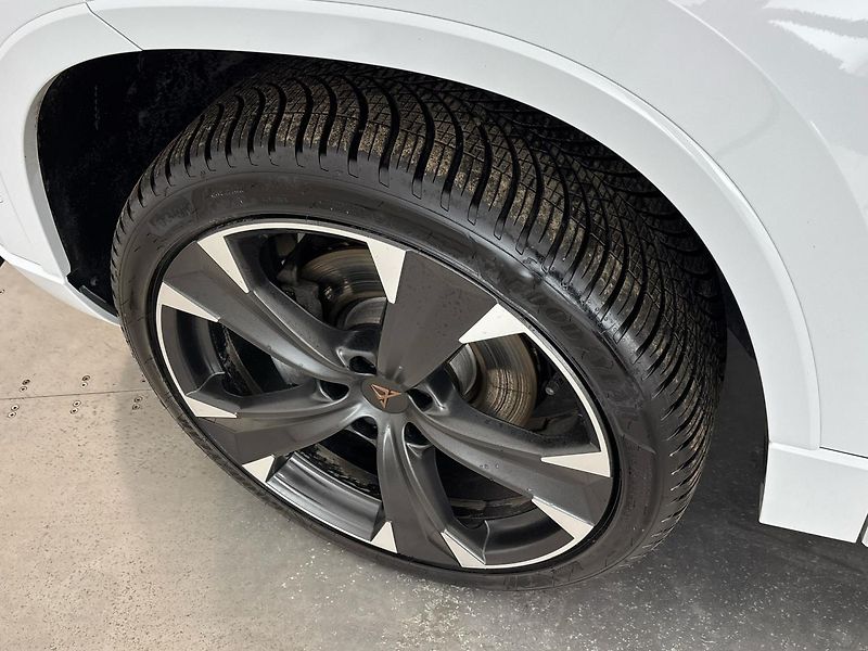 Cupra Ateca DSG - fotka 27 z 29