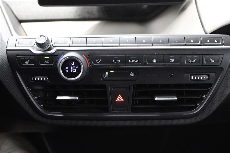 BMW i3 0,7 REX 60AH 125KW - fotka 25 z 30