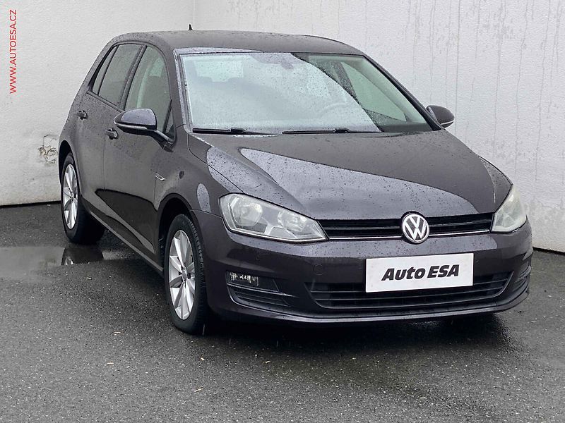 Volkswagen Golf (2016) 1.2 TSi, Lounge, DSG, navi - fotografie inzerátu