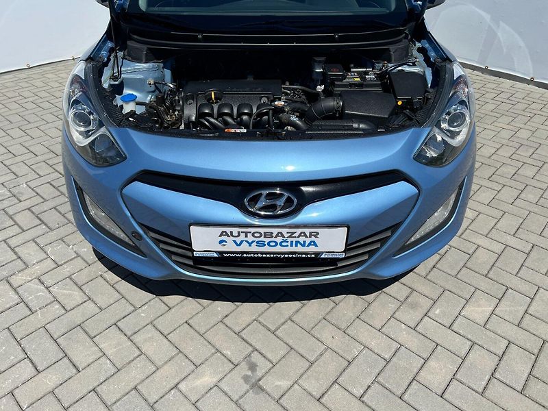 Hyundai i30 (2014) 1.4CVVT ČR+1.maj.! 2 sady kol! - fotka 12 z 24