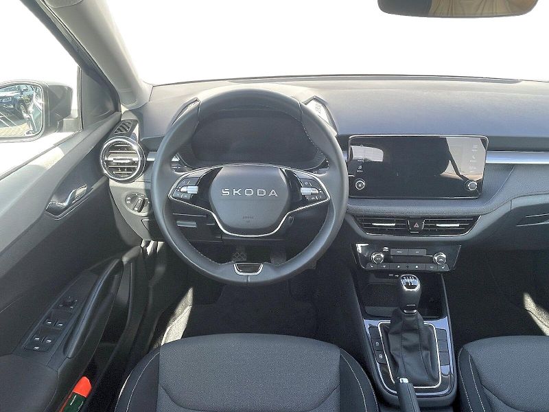Škoda Fabia (2025) 1.0 MPI / 59 kW Selection - fotka 6 z 30