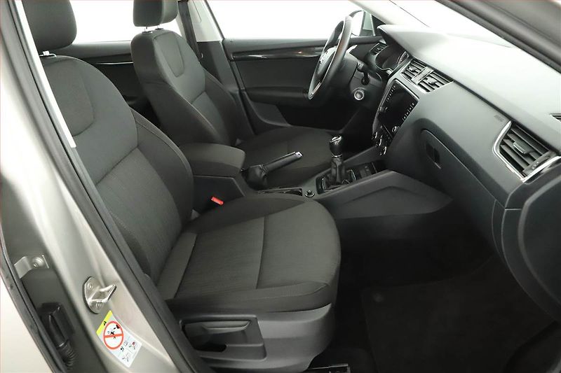 Škoda Octavia (2018) Ambition Plus 1.6 TDI - fotka 7 z 14