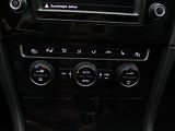 Volkswagen Golf 1,4 TSI 110kW Highline Navi - náhled 25