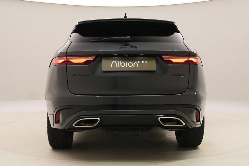 Jaguar F-Pace D300 R-DYNAMIC HSE AWD AUT CZ - fotka 11 z 48