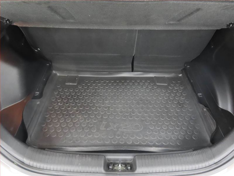 Hyundai ix20 (2017) 1.6 CVVT, Serv.kniha - fotka 14 z 15