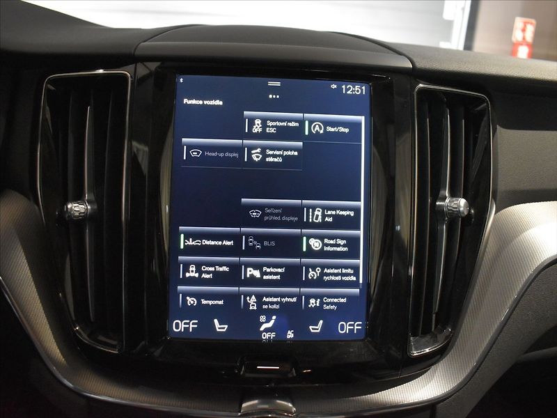 Volvo XC60 2,0 T5 INS BLIS,Tažné - fotka 17 z 25