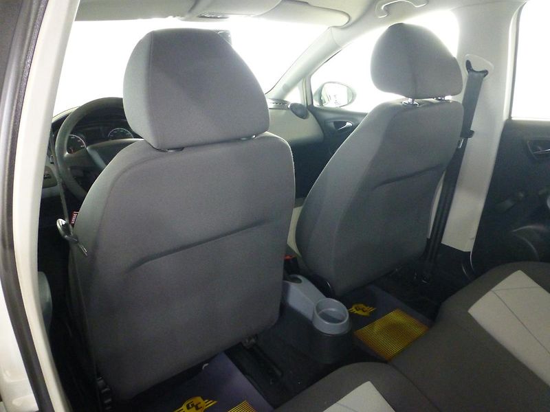 Seat Ibiza (2013) 1,2i-KLIMA*ALU*NAVIGACE - fotka 15 z 25