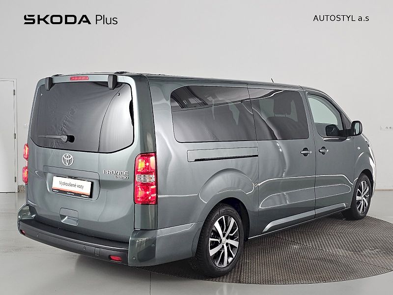 Toyota ProAce City Verso (2025) Proace Verso VIP L2 Webasto - fotka 2 z 28