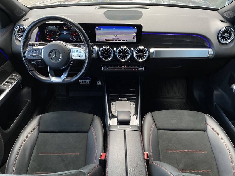 Mercedes-Benz GLB (2023) 250 4MATIC - fotka 12 z 29