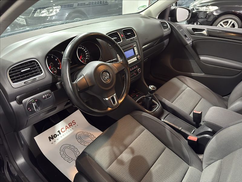 Volkswagen Golf 1,4   TSI 90 kW ČIDLA VÝHŘEV - fotka 8 z 28