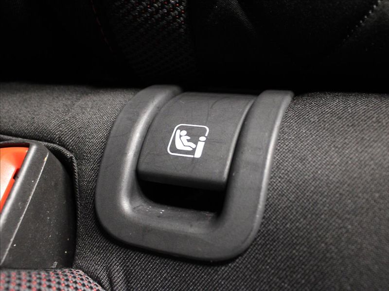 Škoda Octavia 2,0 TDI RS DSG, NAVI, 1. majit - fotka 32 z 40