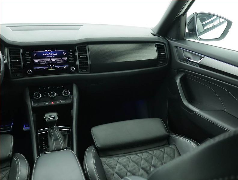 Škoda Kodiaq (2023) Sportline 2.0 TDI - fotka 8 z 18