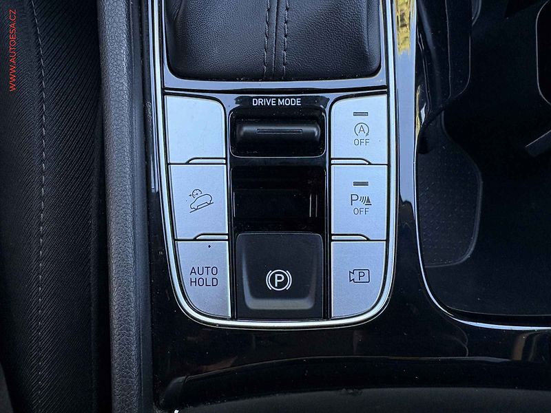Hyundai Tucson (2021) 1.6 T-GDi 48V, ČR, Smart, AT - fotka 16 z 16