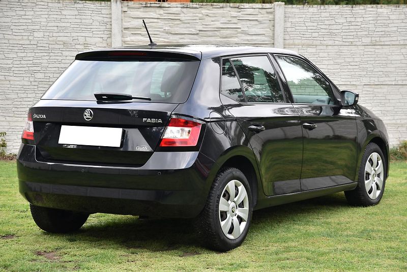 Škoda Fabia 1.2 TSi STYLE,KLIMA,VÝHŘEV,PDC - fotka 3 z 46