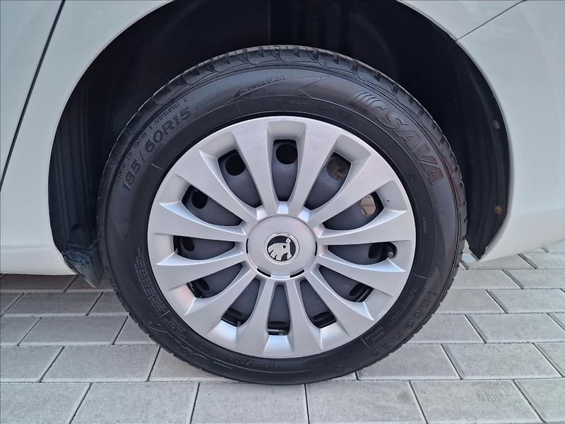 Škoda Fabia 1.0 TSI Combi Tour, ČR, 1.Maj - fotka 41 z 45